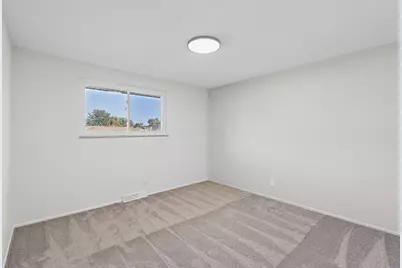 4835 Northtowne Boulevard, Columbus, OH 43229 - Photo 19