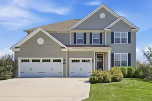 825 Lorenzo Dr, Marysville, OH 43040 - Photo 1