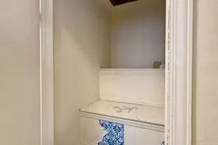 955 E 18th Ave, Columbus, OH 43211 - Photo 13
