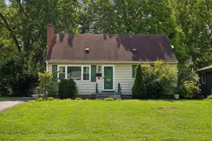 2537 Shrewsbury Rd, Columbus, OH 43221 - Photo 1