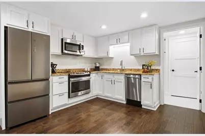 2109 W 5th Avenue #E, Columbus, OH 43212 - Photo 5