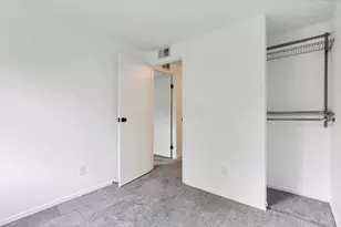 6660 Skywae Dr, Columbus, OH 43229 - Photo 13