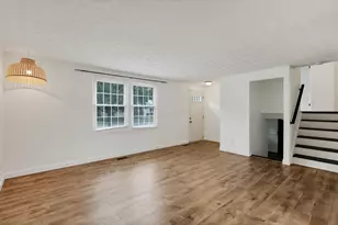 6660 Skywae Dr, Columbus, OH 43229 - Photo 3
