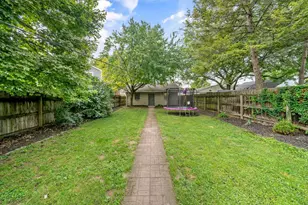 449 E Stewart Ave, Columbus, OH 43206 - Photo 35