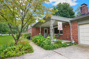 435 E Schreyer Pl, Columbus, OH 43214 - Photo 3