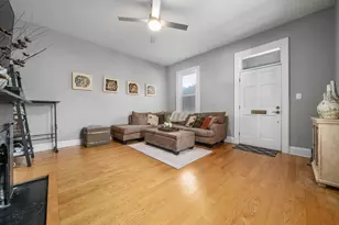 390 E Sycamore St, Columbus, OH 43206 - Photo 7