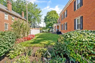 390 E Sycamore St, Columbus, OH 43206 - Photo 5