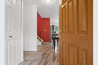 2081 Sharbot Drive, Columbus, OH 43229 - Photo 5