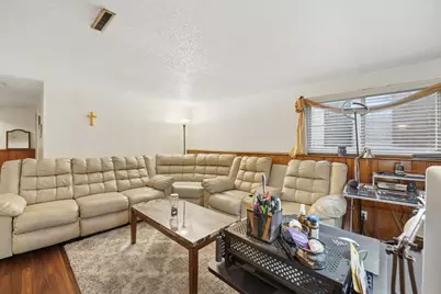 2081 Sharbot Drive, Columbus, OH 43229 - Photo 23