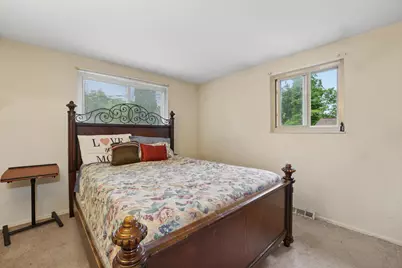 2081 Sharbot Drive, Columbus, OH 43229 - Photo 19