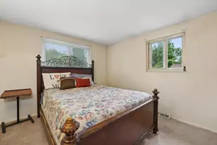 2081 Sharbot Dr, Columbus, OH 43229 - Photo 19