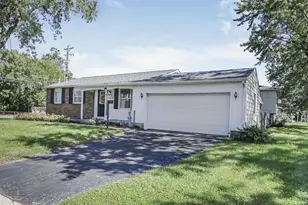 3060 Dunloe Rd, Columbus, OH 43232 - Photo 5