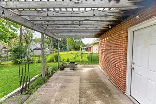 1332 Bronwyn Ave, Columbus, OH 43204 - Photo 33
