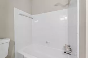 1332 Bronwyn Ave, Columbus, OH 43204 - Photo 29