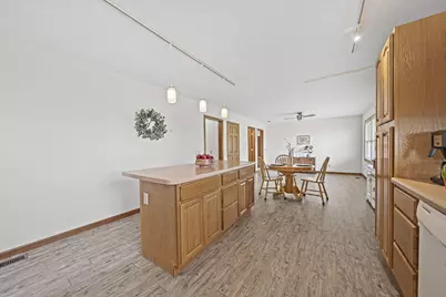 7490 Dyer Road, Mount Sterling, OH 43143 - Photo 9