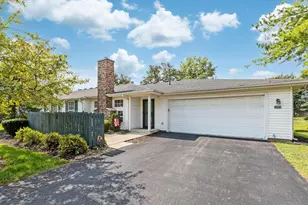2499 Crystal Springs Dr, Hilliard, OH 43026 - Photo 1