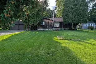 2657 East Dr, Marion, OH 43302 - Photo 1