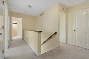 2678 Patenson Dr, Columbus, OH 43219 - Photo 19