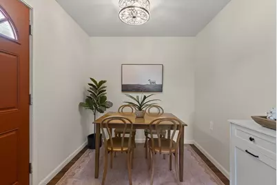 271 E Jenkins Avenue, Columbus, OH 43207 - Photo 15