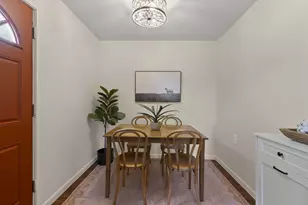271 E Jenkins Ave, Columbus, OH 43207 - Photo 15
