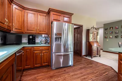 809 Sara Drive, Coshocton, OH 43812 - Photo 7