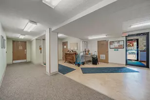 5885 Beechcroft Rd, Columbus, OH 43229 - Photo 37