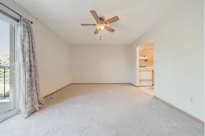 5885 Beechcroft Road #210, Columbus, OH 43229 - Photo 7