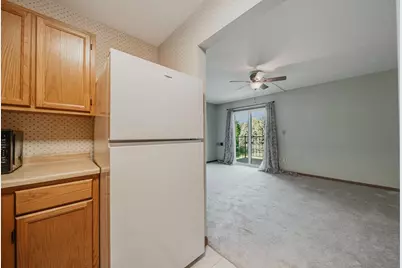 5885 Beechcroft Road #210, Columbus, OH 43229 - Photo 11