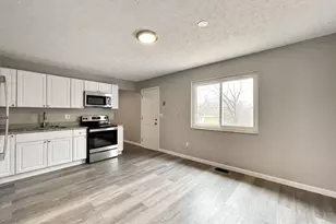8969 Canoe Dr, Galloway, OH 43119 - Photo 7