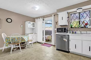 4880 Berry Hill Ct, Columbus, OH 43230 - Photo 11