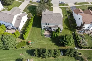 1597 Daffodil Pl, Lewis Center, OH 43035 - Photo 3