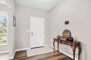 553 Pagoda Loop, Delaware, OH 43015 - Photo 3