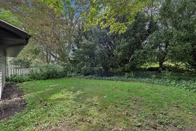 2562 Graham Avenue, Akron, OH 44312 - Photo 31
