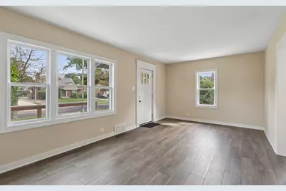 2562 Graham Avenue, Akron, OH 44312 - Photo 7
