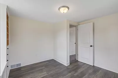 2562 Graham Avenue, Akron, OH 44312 - Photo 23