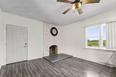 3802 State Route 598 S, Willard, OH 44890 - Photo 7
