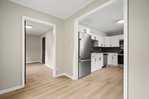 1225 Aberdeen Ave, Columbus, OH 43211 - Photo 13