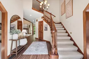 9469 Timberbank Circle NW, Pickerington, OH 43147 - Photo 3
