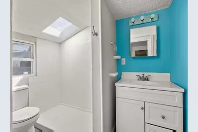 84 N Oakley Avenue, Columbus, OH 43204 - Photo 9