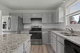 1414 Halfhill Way, Columbus, OH 43207 - Photo 9