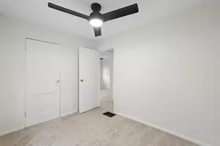 335 E Weber Rd, Columbus, OH 43202 - Photo 23