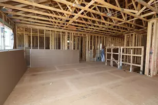 408 Fannin Dr, Pataskala, OH 43062 - Photo 3