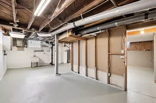 281 N Wayne Ave, Columbus, OH 43204 - Photo 29