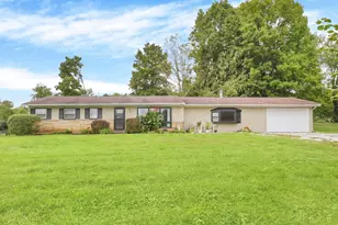 7198 Canyon Rd SE, Hebron, OH 43025 - Photo 1