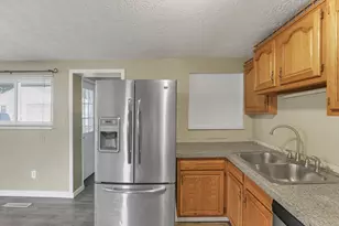 7008 Clymer Dr, Reynoldsburg, OH 43068 - Photo 23
