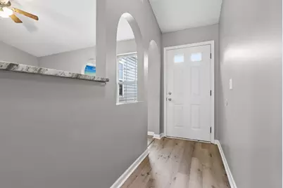 385 Oak Village Drive, Columbus, OH 43207 - Photo 33
