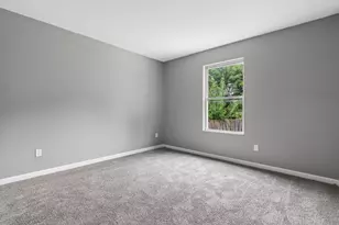 385 Oak Village Dr, Columbus, OH 43207 - Photo 31