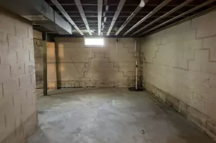 314 Station St E, Ashville, OH 43103 - Photo 9