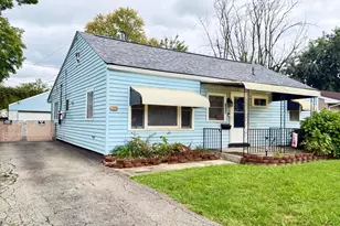 1054 S James Rd, Columbus, OH 43227 - Photo 1