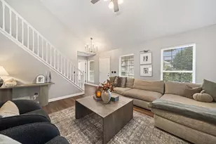 4398 Resaca Dr, Grove City, OH 43123 - Photo 5